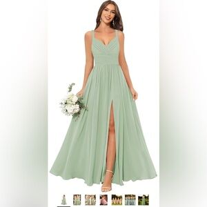 Chic Mint Maxi Dress with Slit